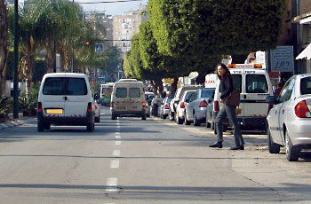 תמונה לשאלת תיאוריה: אילו פעולות תנקוט במצב הנתון?